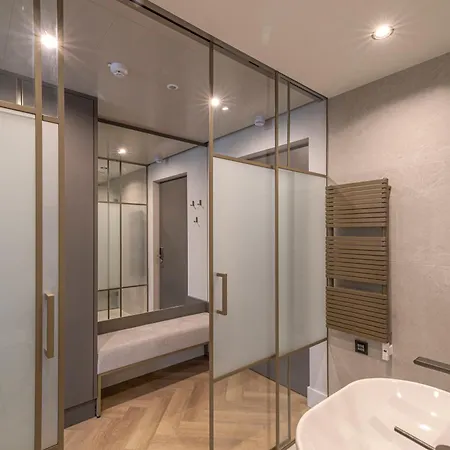 Bed & Breakfast Larum - Adults Only 4*