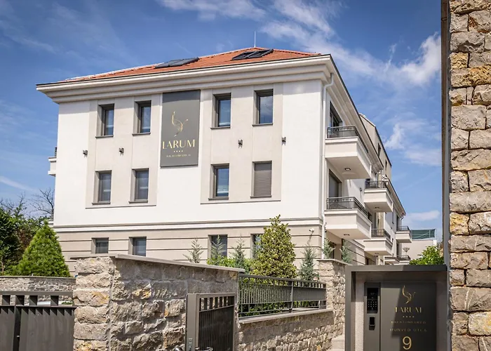 Larum - Adults Only 4* Balatonfüred